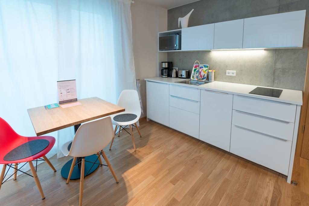 Apartments Thommen Nürnberg Oda fotoğraf
